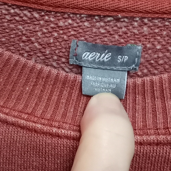 Sweaters - Picture 5 of 7